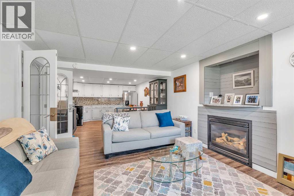 20 Westland Gate, Okotoks, Alberta  T1S 1N1 - Photo 25 - A2244976