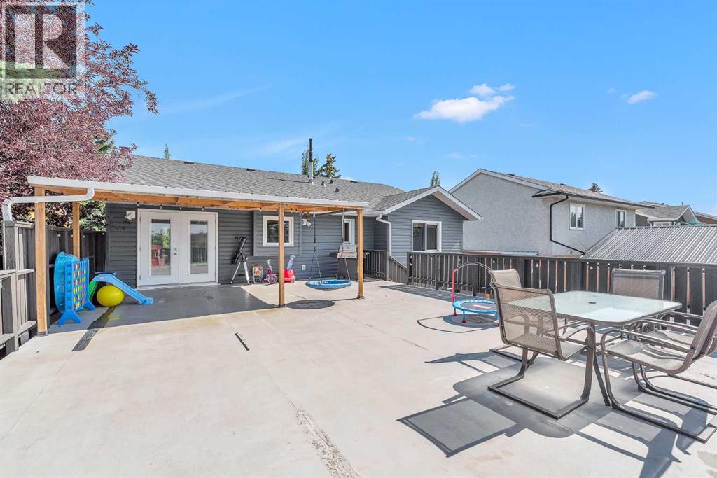 20 Westland Gate, Okotoks, Alberta  T1S 1N1 - Photo 35 - A2244976