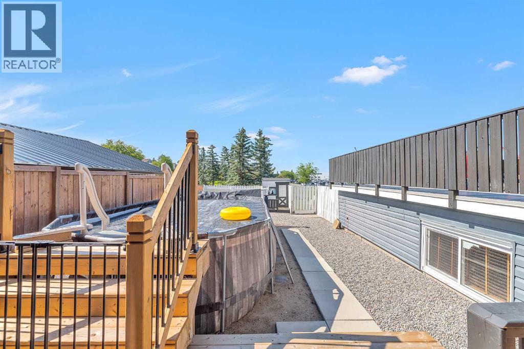 20 Westland Gate, Okotoks, Alberta  T1S 1N1 - Photo 37 - A2244976