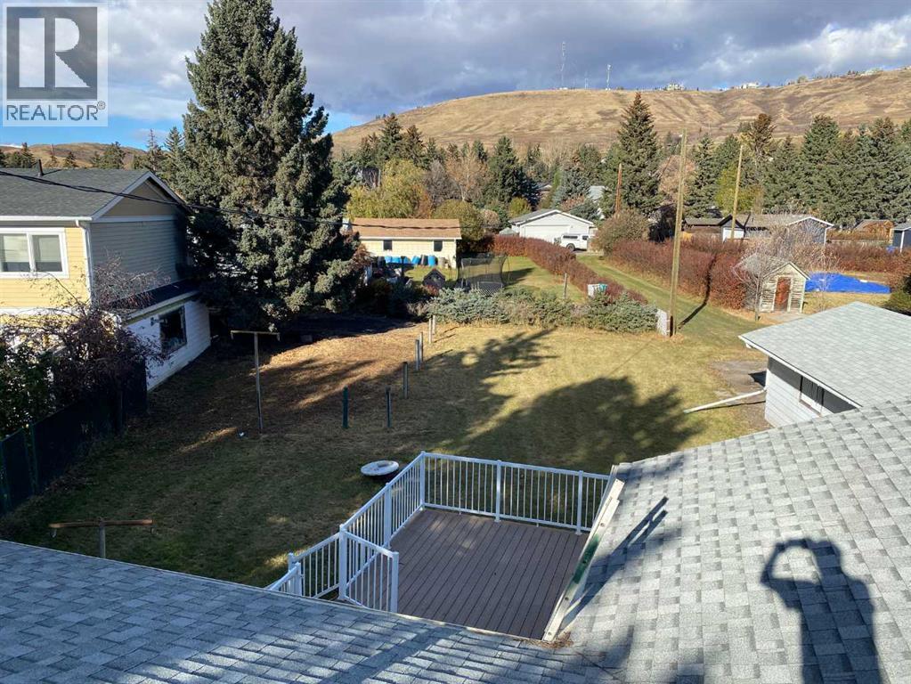 408 1st Street E, Cochrane, Alberta  T4C 1C7 - Photo 6 - A2265474
