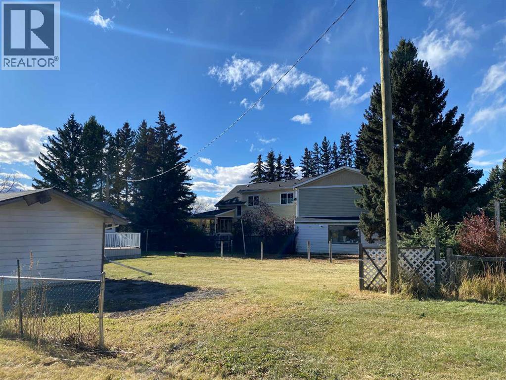 408 1st Street E, Cochrane, Alberta  T4C 1C7 - Photo 5 - A2265474