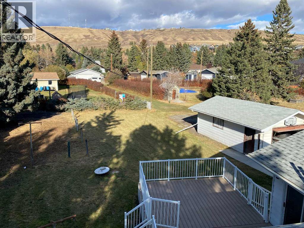 408 1st Street E, Cochrane, Alberta  T4C 1C7 - Photo 11 - A2265474