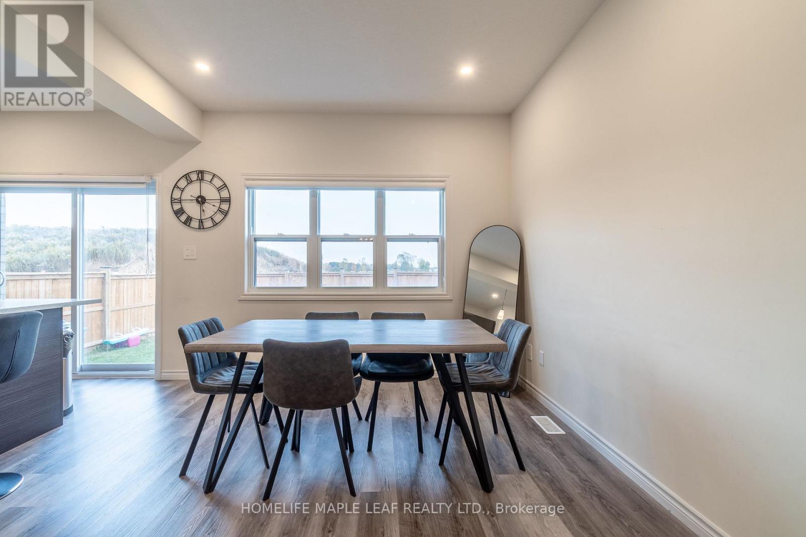 3912 Auckland Avenue, London South, Ontario  N6L 0J3 - Photo 11 - X12474480
