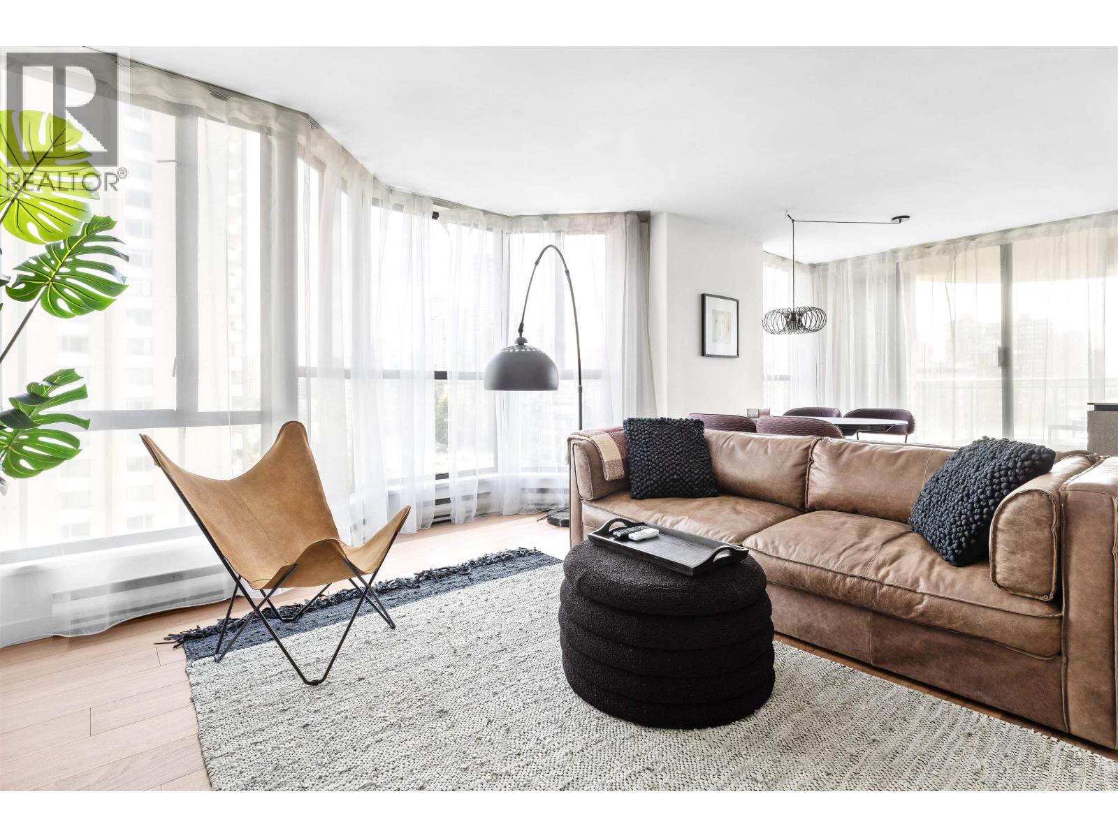 903 789 Jervis Street, Vancouver, British Columbia  V6E 2B1 - Photo 2 - R3060727