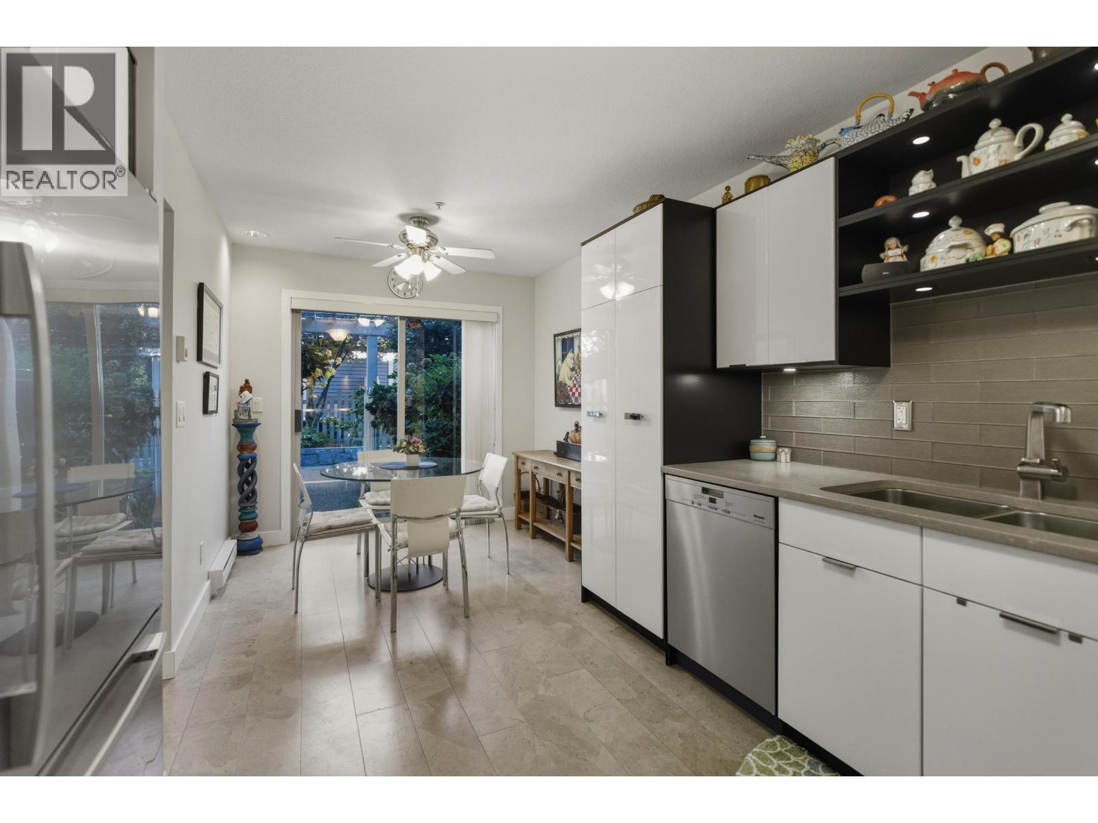 6 222 E 5th Street, North Vancouver, British Columbia  V7L 1L7 - Photo 7 - R3060728
