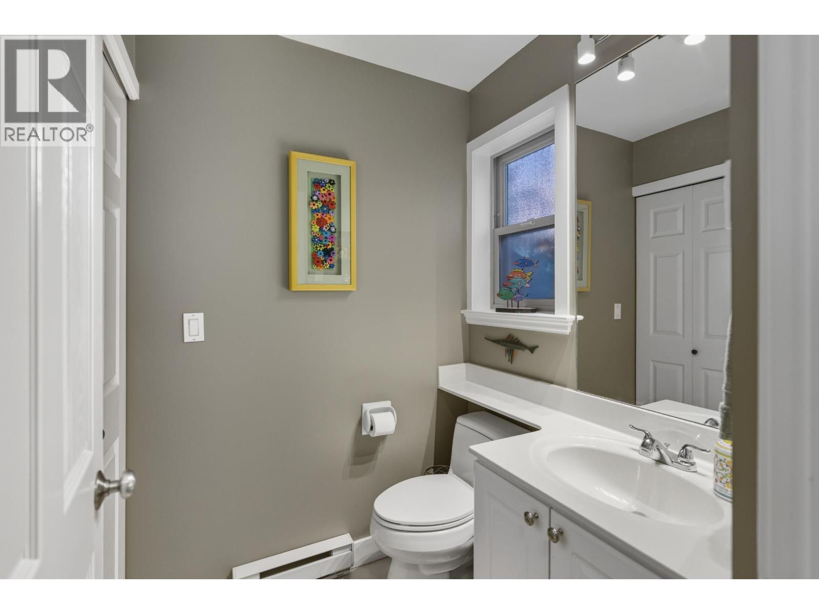 6 222 E 5th Street, North Vancouver, British Columbia  V7L 1L7 - Photo 9 - R3060728