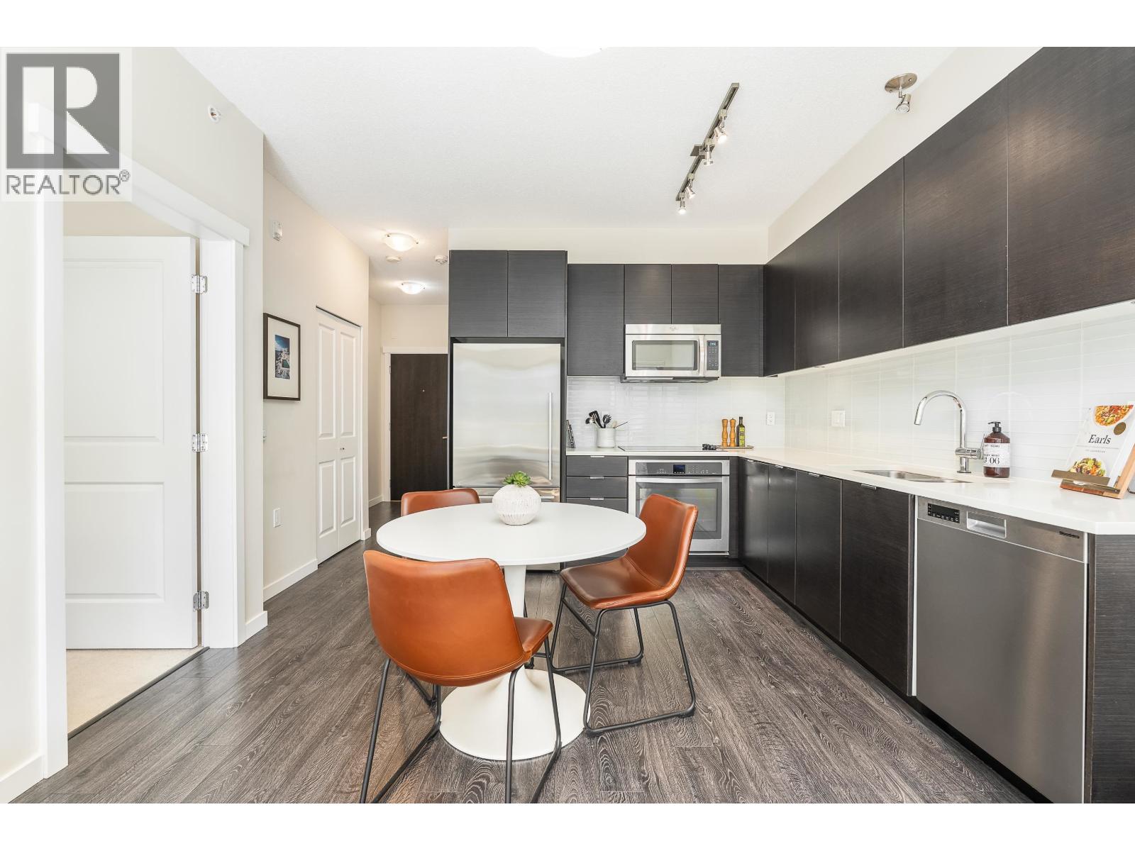 517 2665 Mountain Highway, North Vancouver, British Columbia  V7J 0A8 - Photo 10 - R3060750