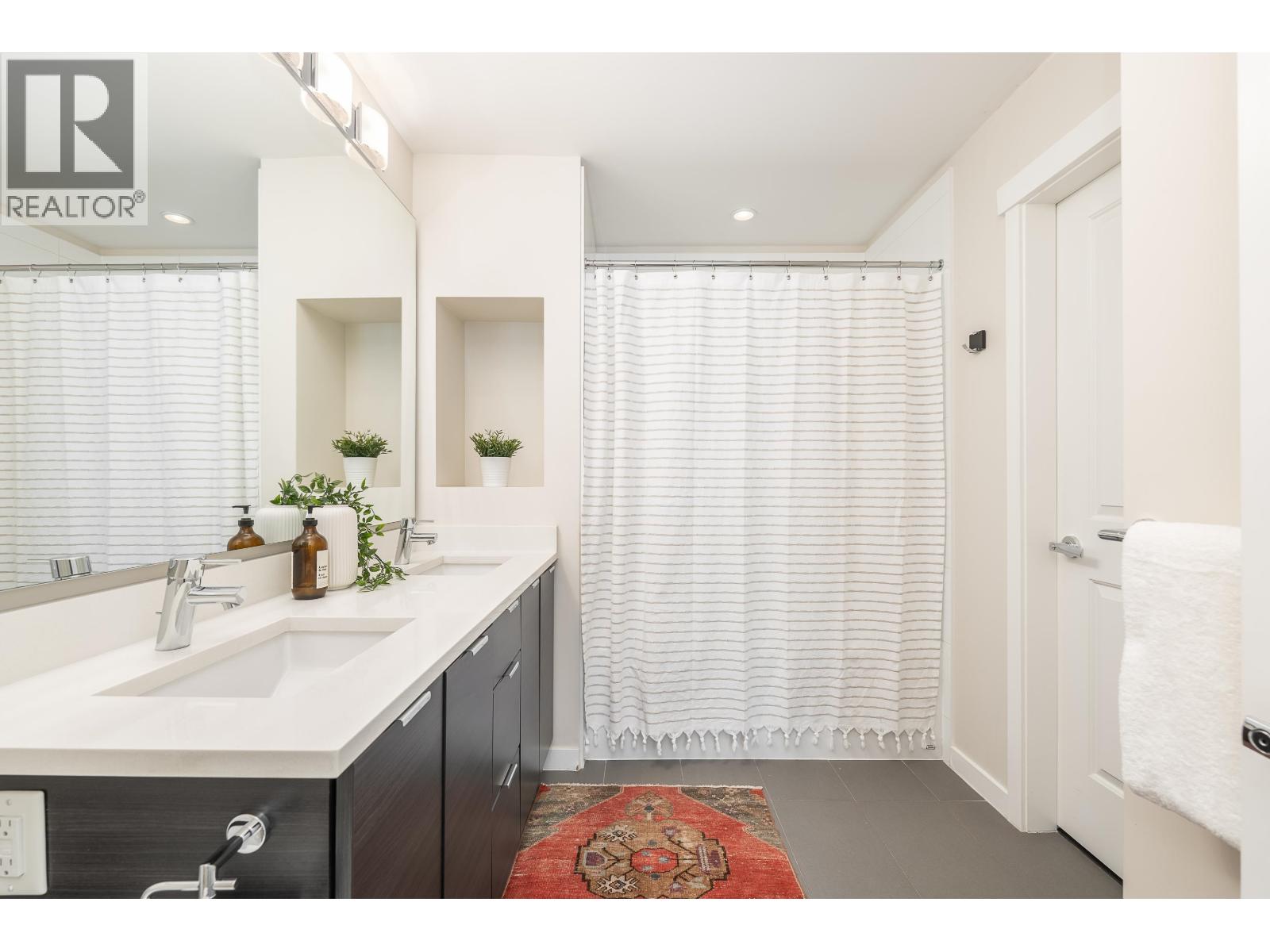 517 2665 Mountain Highway, North Vancouver, British Columbia  V7J 0A8 - Photo 16 - R3060750