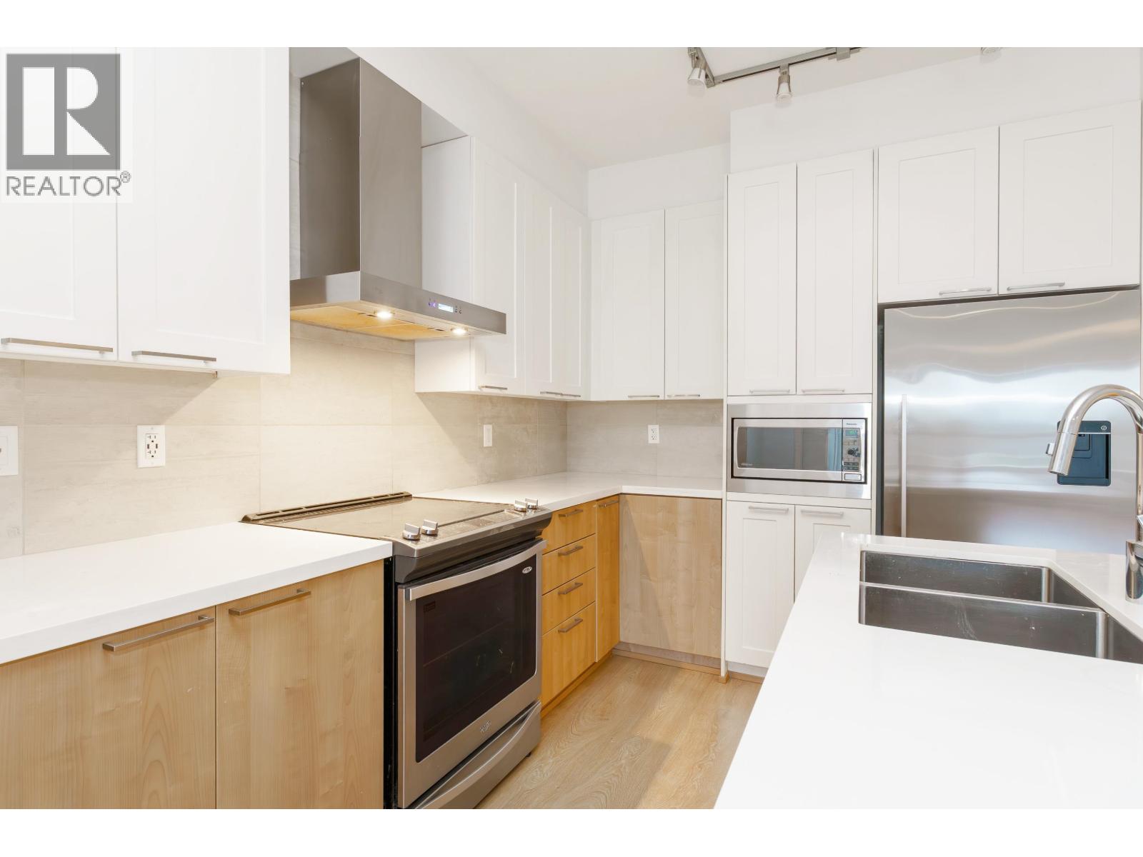 403 611 Regan Avenue, Coquitlam, British Columbia  V3J 0E5 - Photo 11 - R3060757