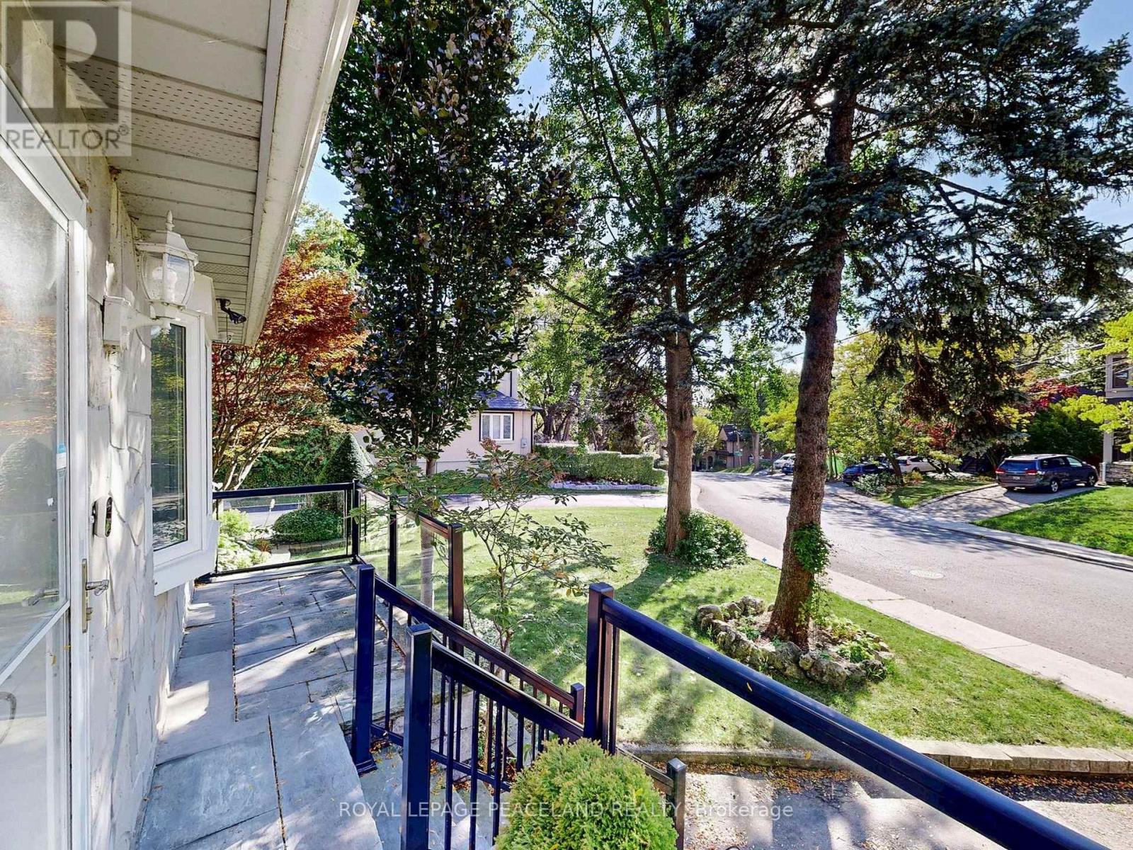 139 Scarboro Crescent, Toronto, Ontario  M1M 2J5 - Photo 5 - E12475053