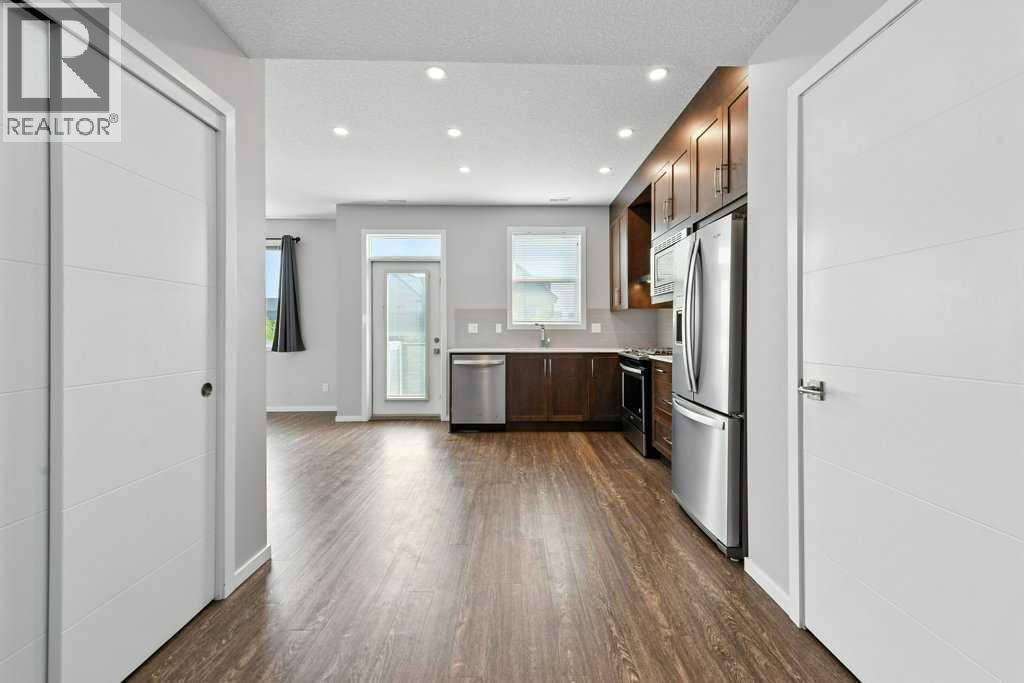 202, 125 Redstone Walk Ne, Calgary, Alberta  T3N 1M6 - Photo 3 - A2254466