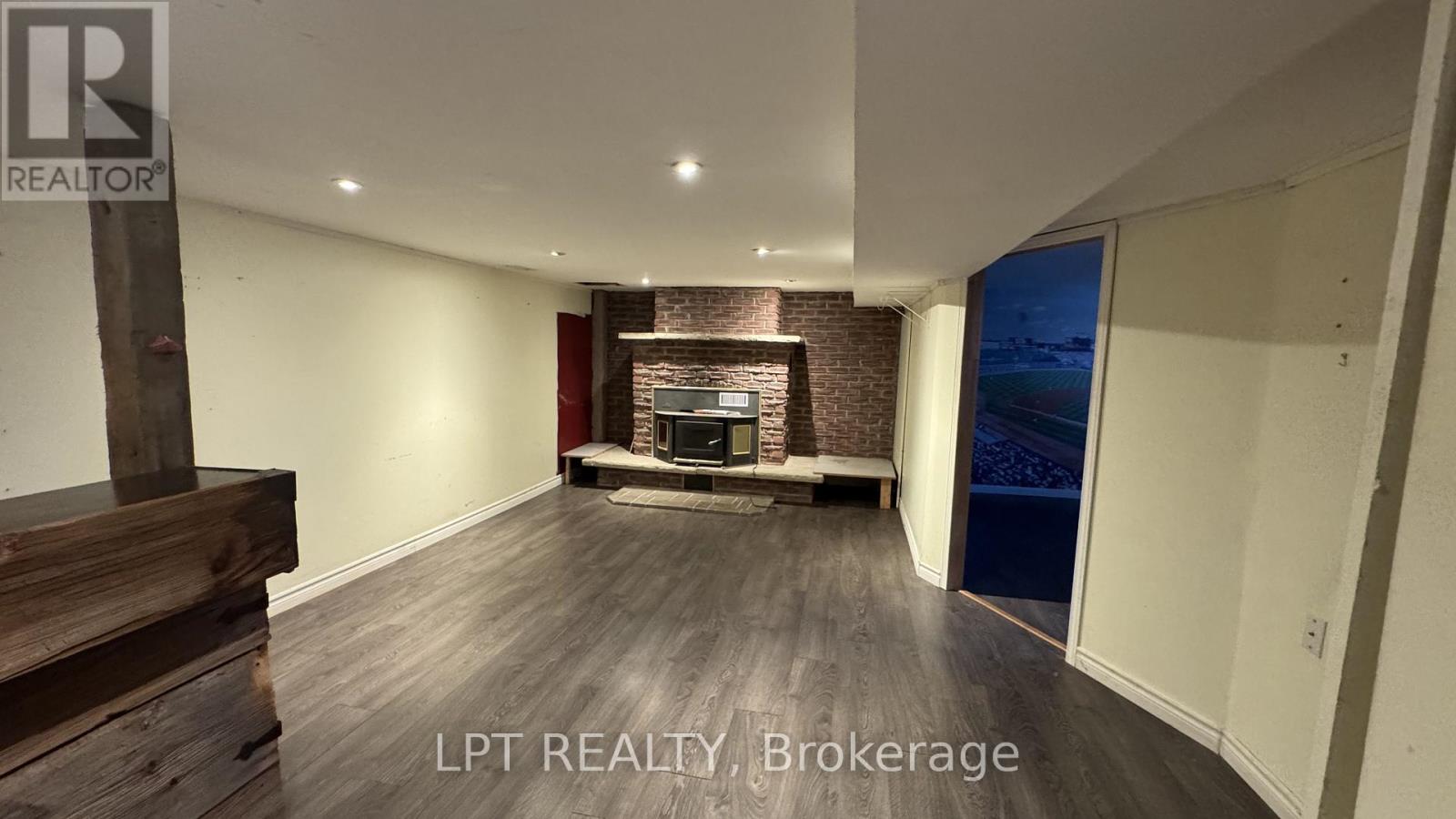 209 Sunset Crescent, Innisfil, Ontario  L9S 1J2 - Photo 14 - N12475058