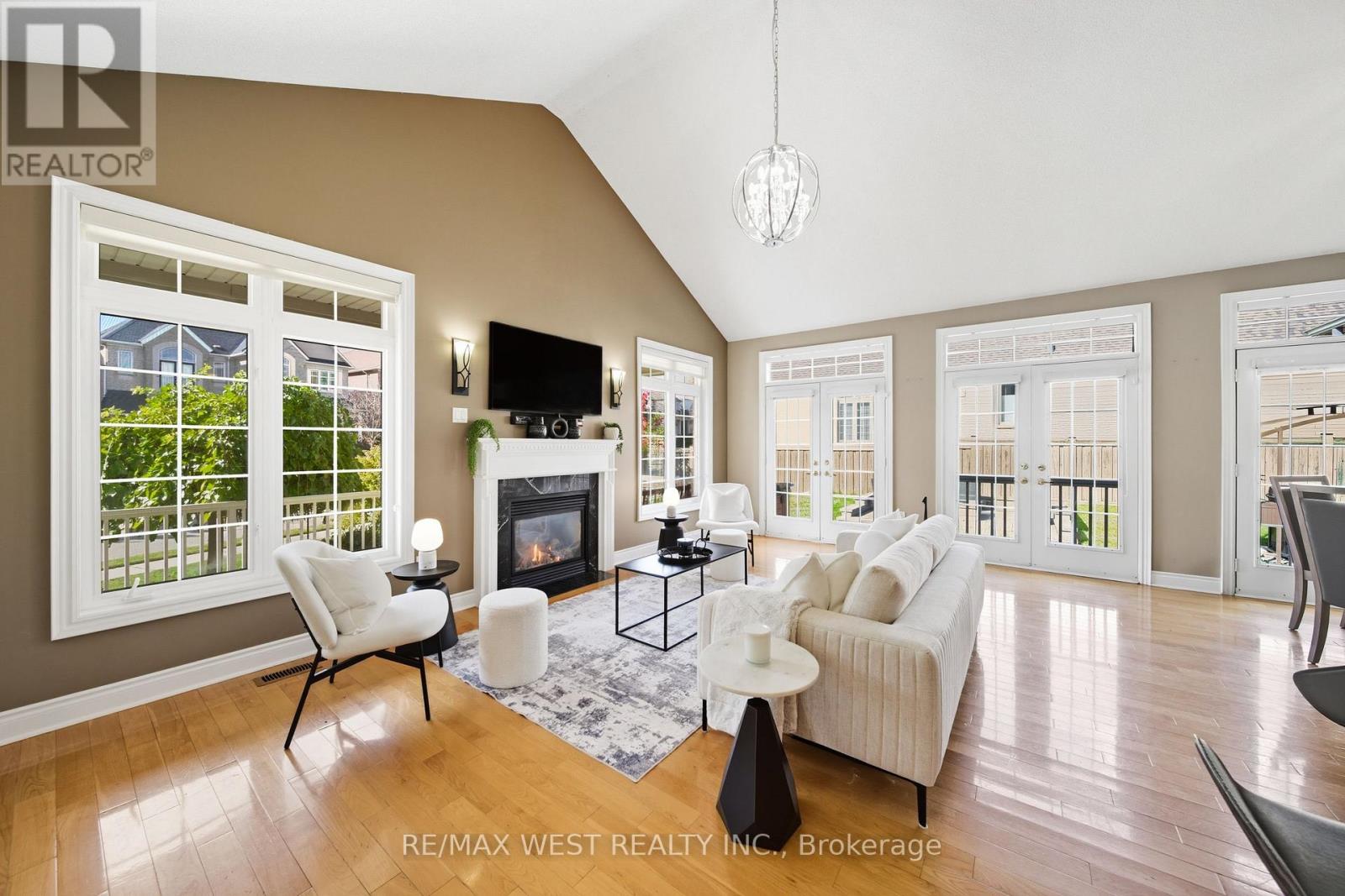 1 Nova Scotia Road, Brampton, Ontario  L6Y 5K8 - Photo 11 - W12475063