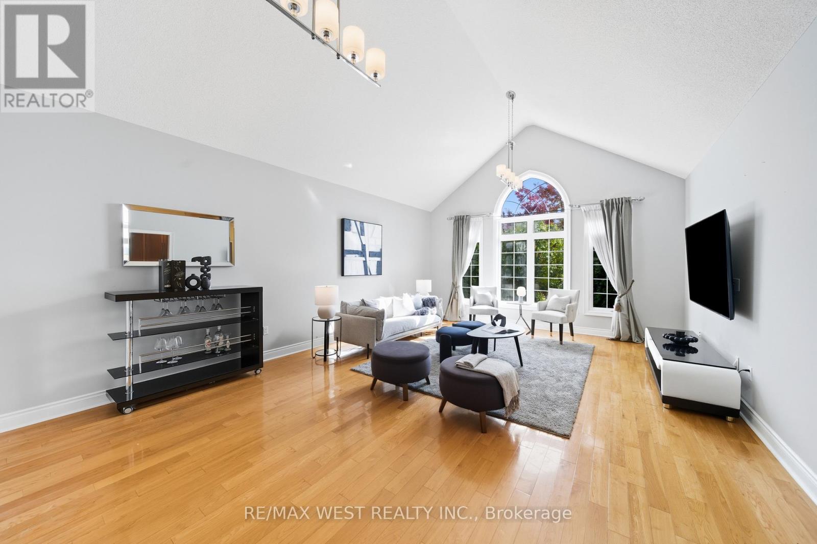 1 Nova Scotia Road, Brampton, Ontario  L6Y 5K8 - Photo 19 - W12475063