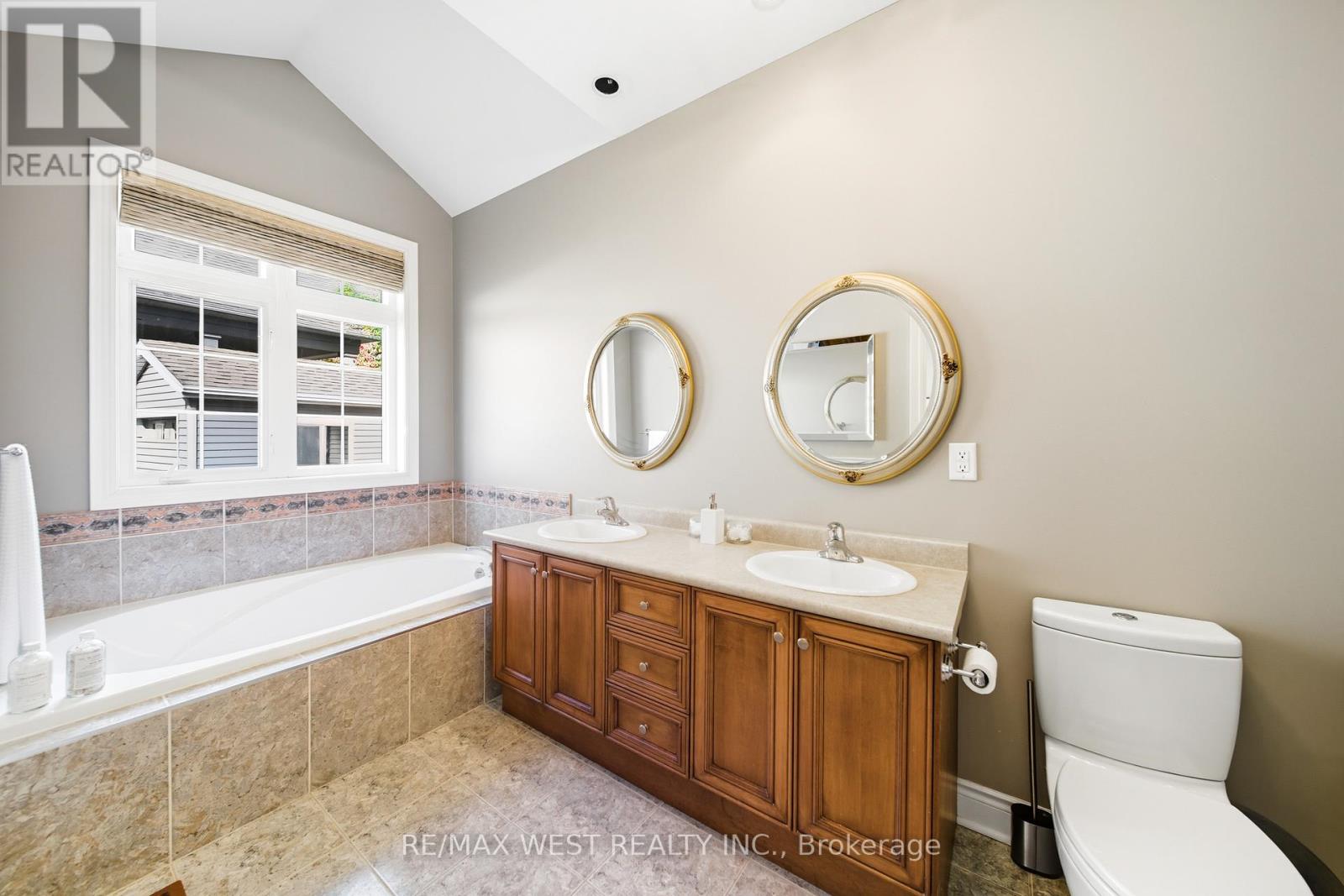 1 Nova Scotia Road, Brampton, Ontario  L6Y 5K8 - Photo 24 - W12475063