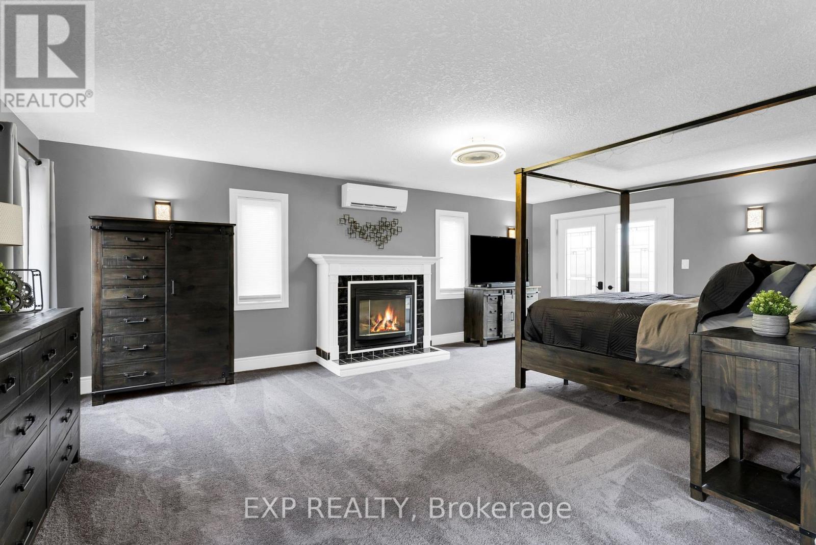 28 Elliott Street, Cambridge, Ontario  N1R 2J2 - Photo 28 - X12473978