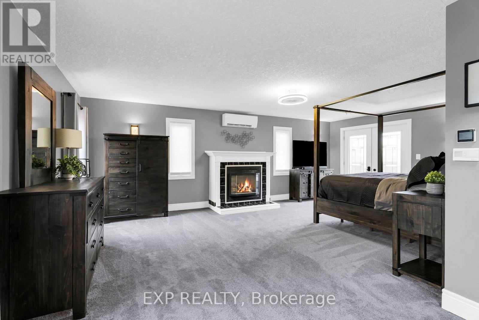 28 Elliott Street, Cambridge, Ontario  N1R 2J2 - Photo 27 - X12473978