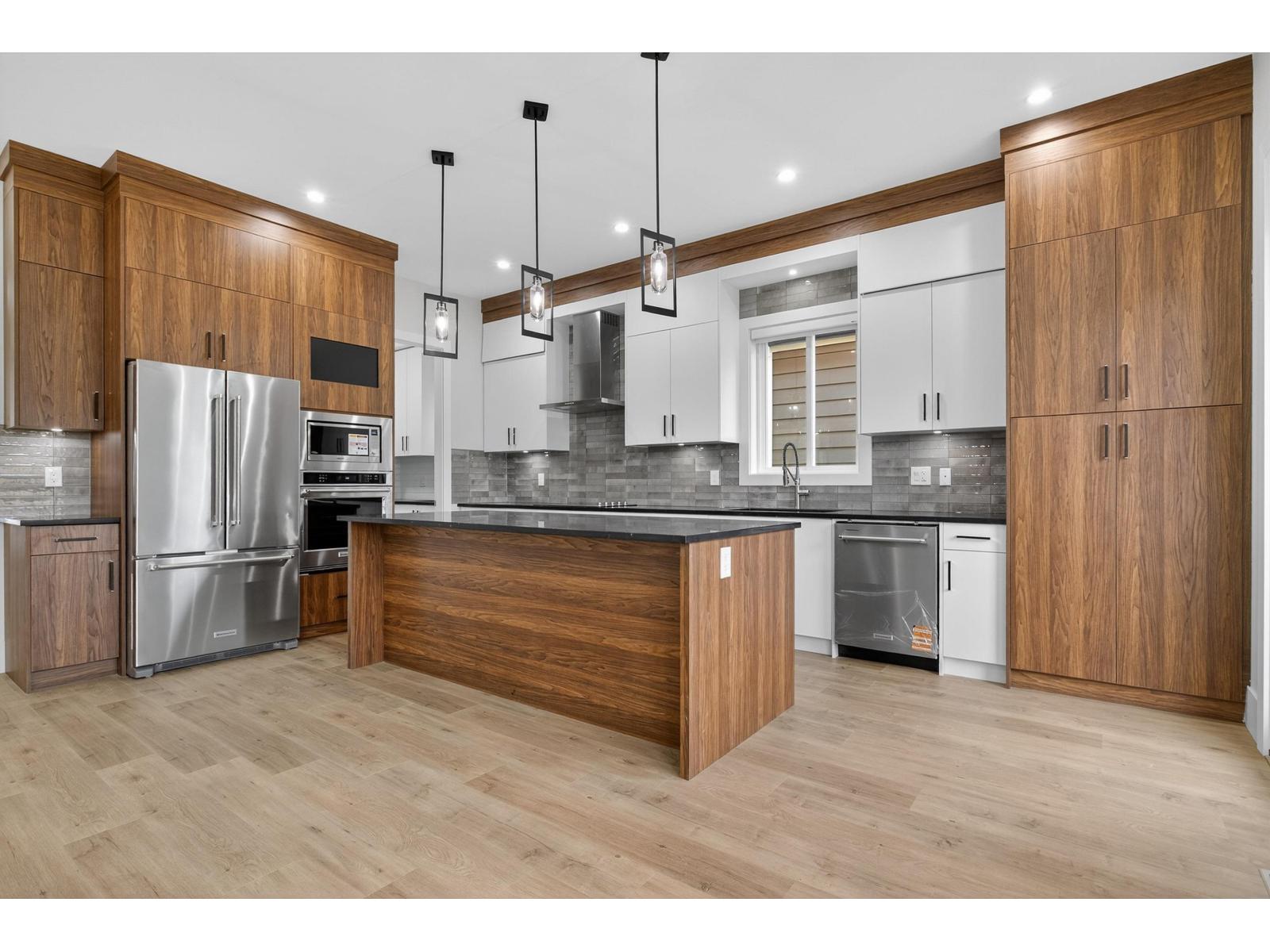 17136 1 Avenue, Surrey, British Columbia  V3Z 9R2 - Photo 10 - R3060610