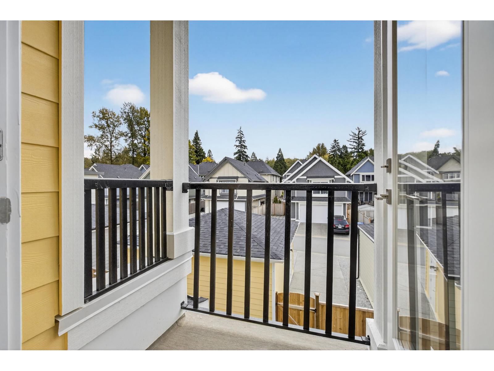 17136 1 Avenue, Surrey, British Columbia  V3Z 9R2 - Photo 18 - R3060610