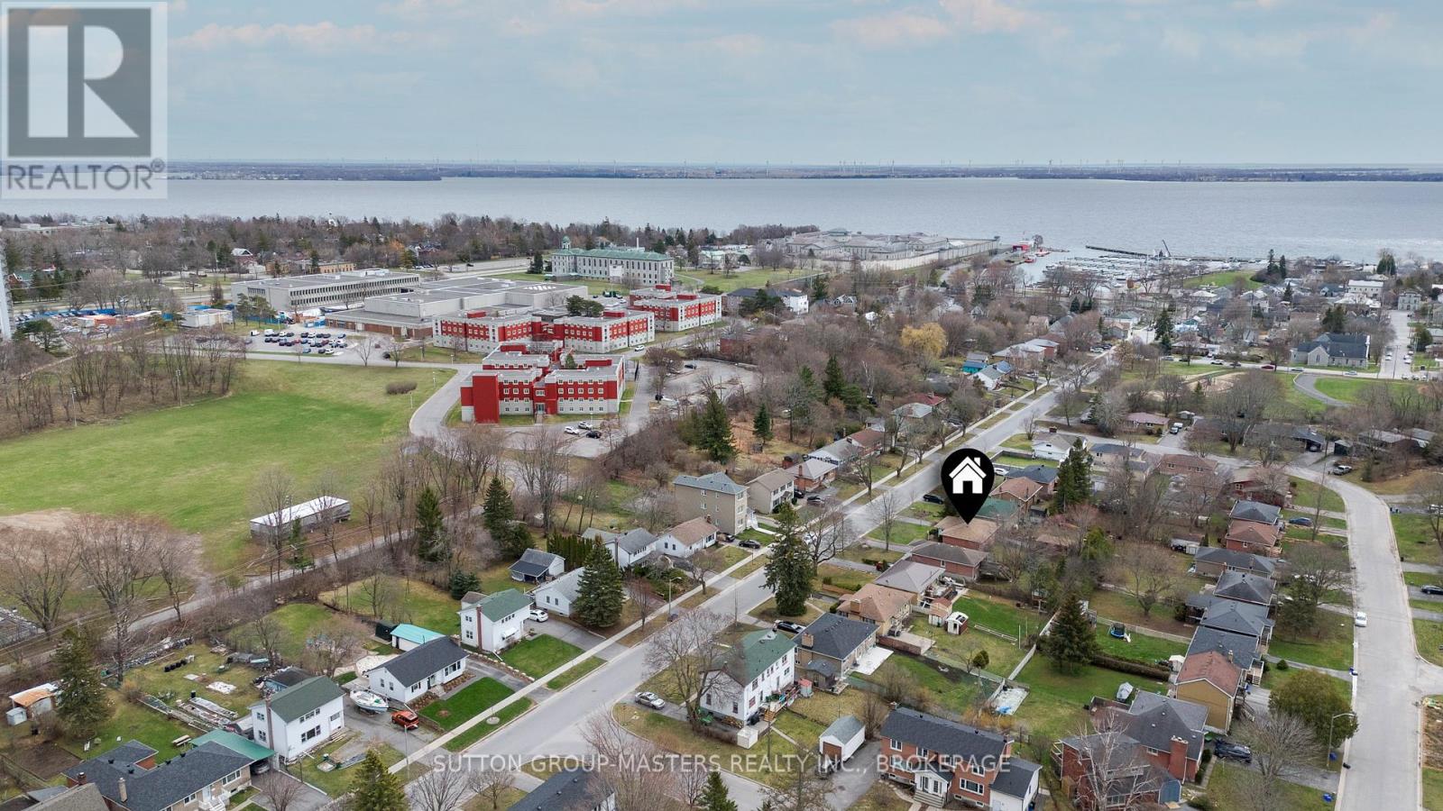 250 Yonge Street, Kingston (Central City West), Ontario  K7M 1G5 - Photo 4 - X12475085