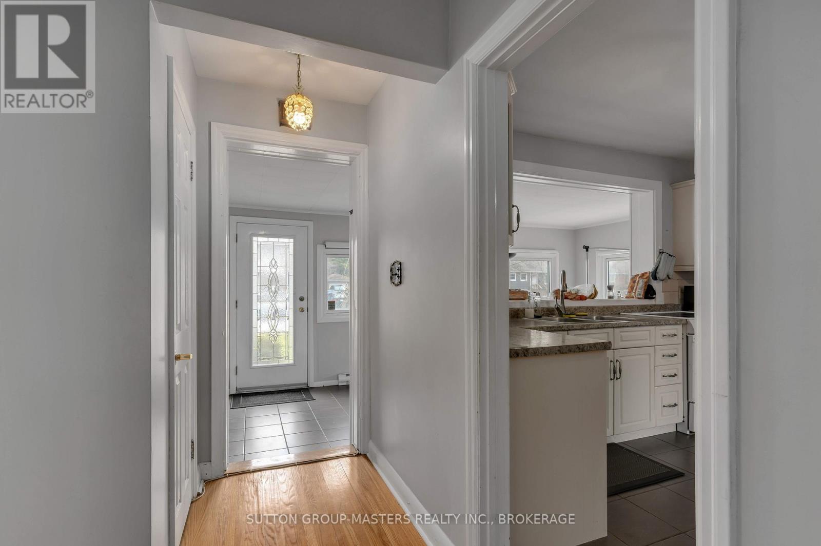 250 Yonge Street, Kingston (Central City West), Ontario  K7M 1G5 - Photo 8 - X12475085