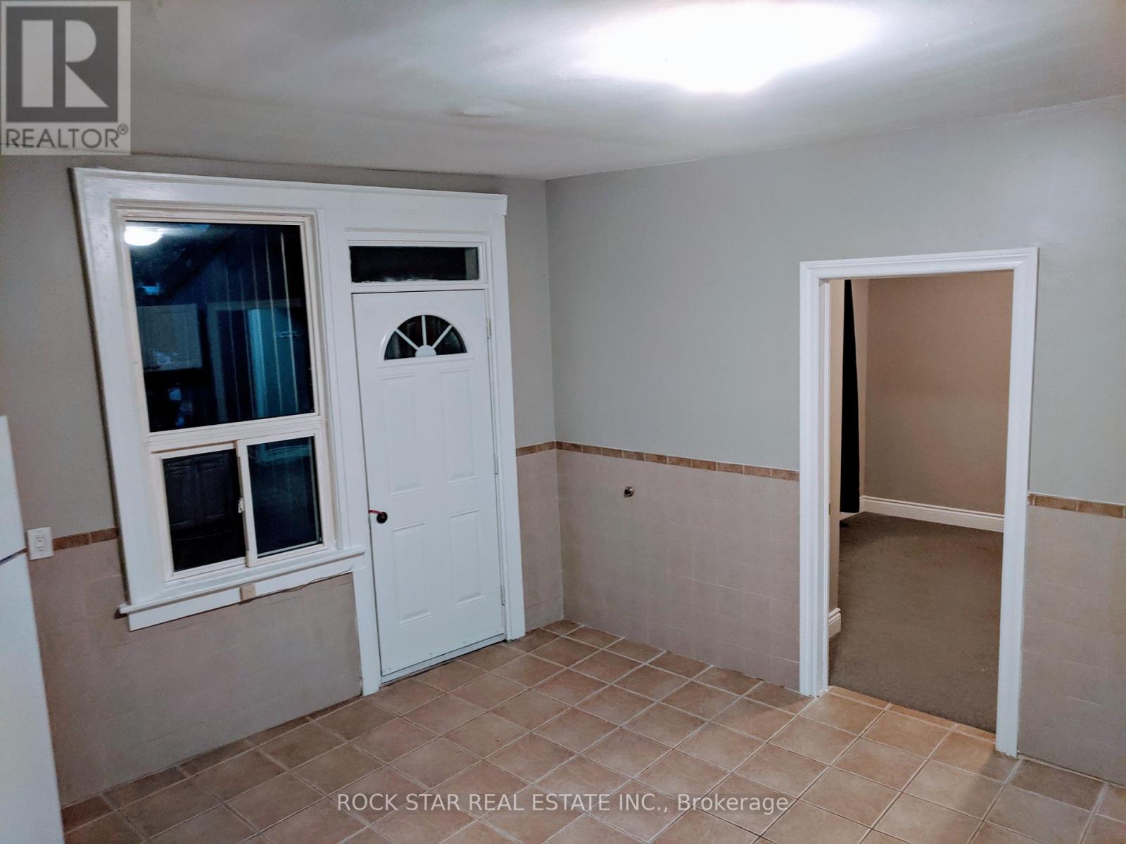 249-253 Church Street, St. Catharines, Ontario  L2R 3E8 - Photo 8 - X12475056