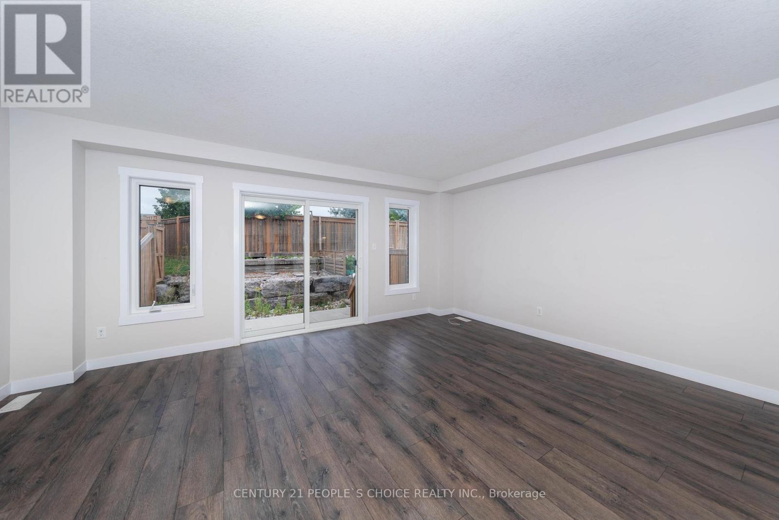 155 Rochefort Street, Kitchener, Ontario  N2R 0N1 - Photo 14 - X12475059