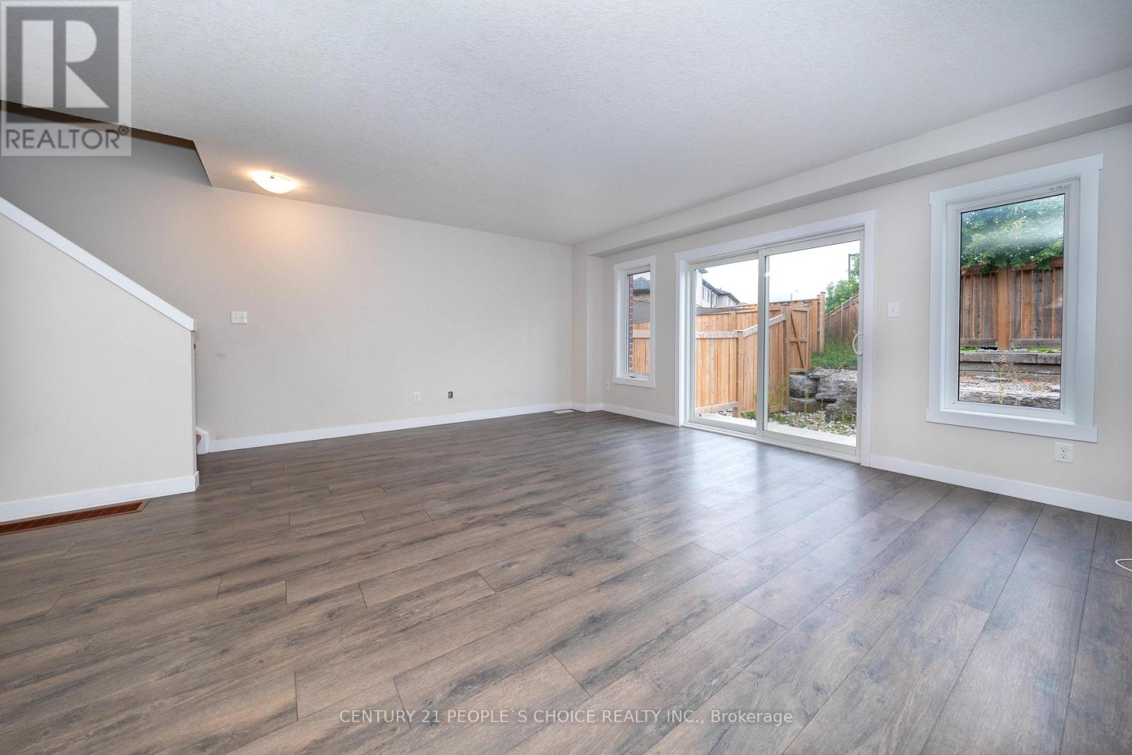 155 Rochefort Street, Kitchener, Ontario  N2R 0N1 - Photo 17 - X12475059