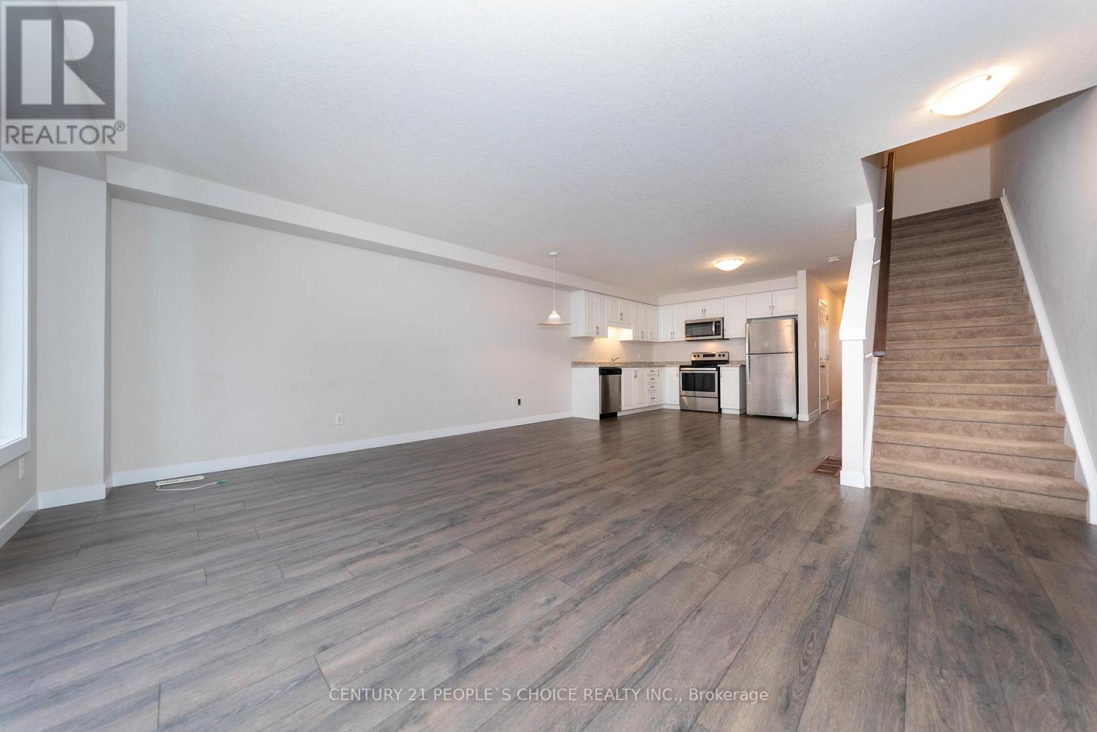 155 Rochefort Street, Kitchener, Ontario  N2R 0N1 - Photo 18 - X12475059