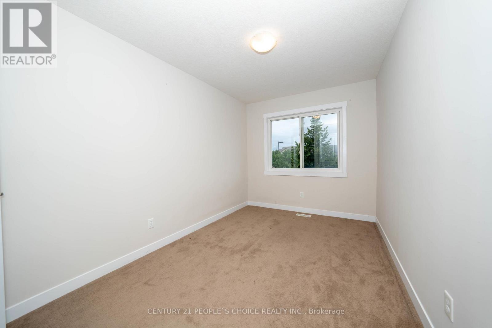 155 Rochefort Street, Kitchener, Ontario  N2R 0N1 - Photo 23 - X12475059