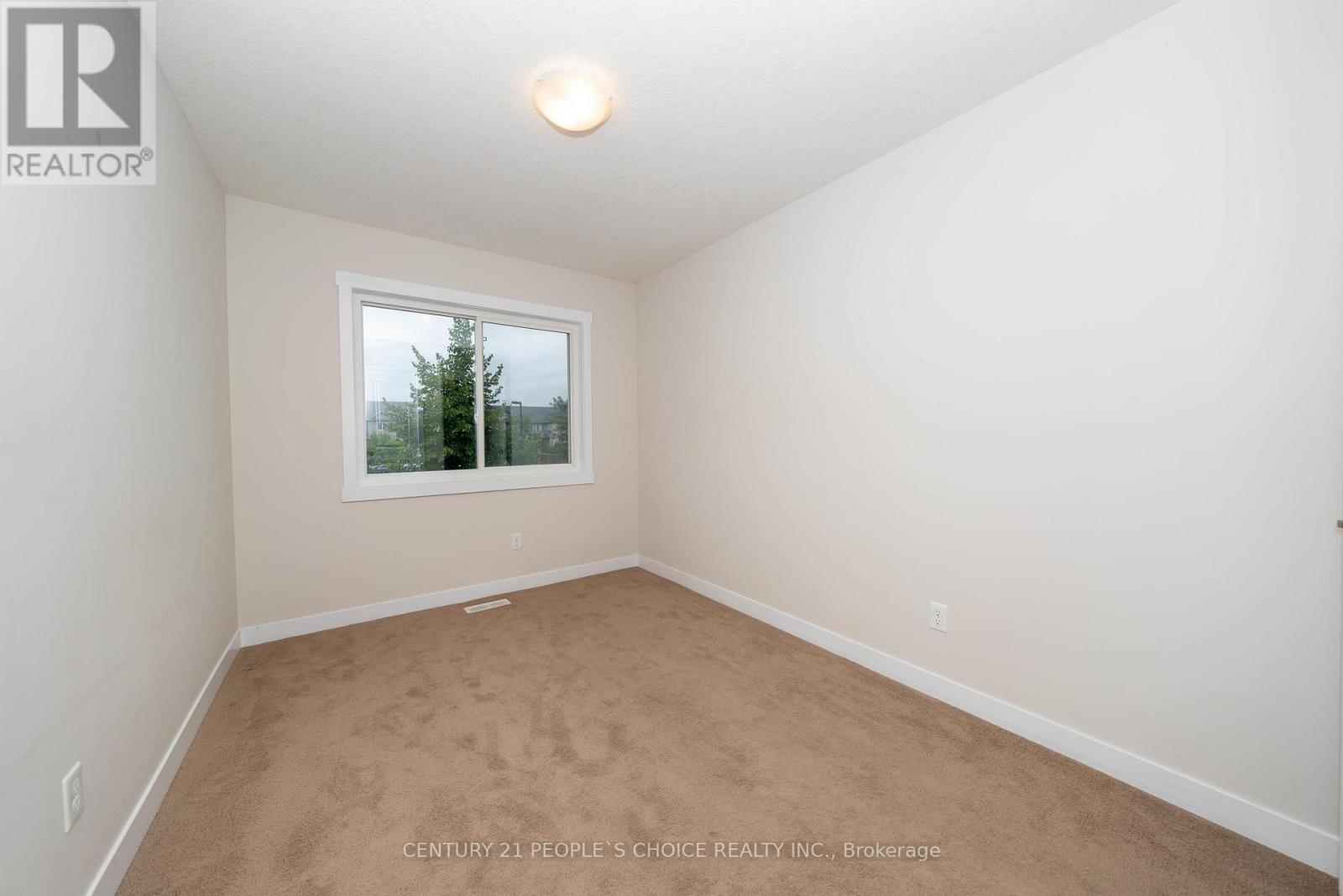 155 Rochefort Street, Kitchener, Ontario  N2R 0N1 - Photo 24 - X12475059