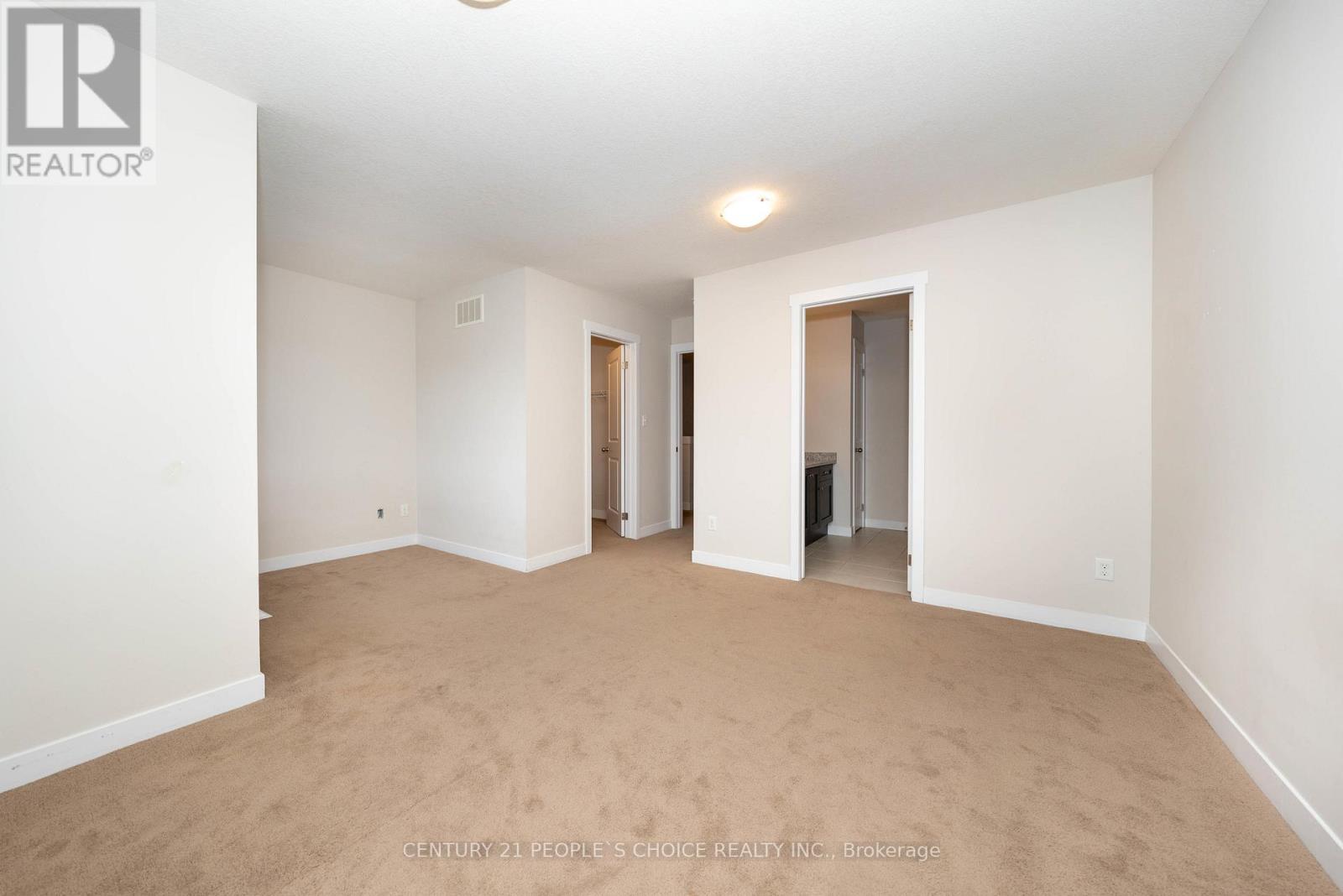 155 Rochefort Street, Kitchener, Ontario  N2R 0N1 - Photo 27 - X12475059