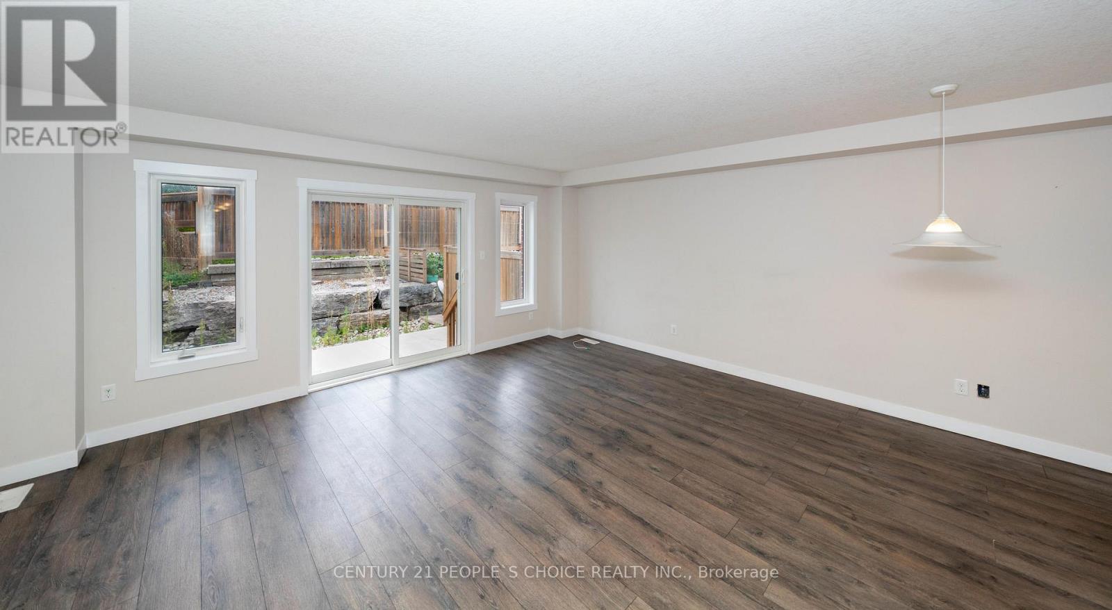 155 Rochefort Street, Kitchener, Ontario  N2R 0N1 - Photo 37 - X12475059