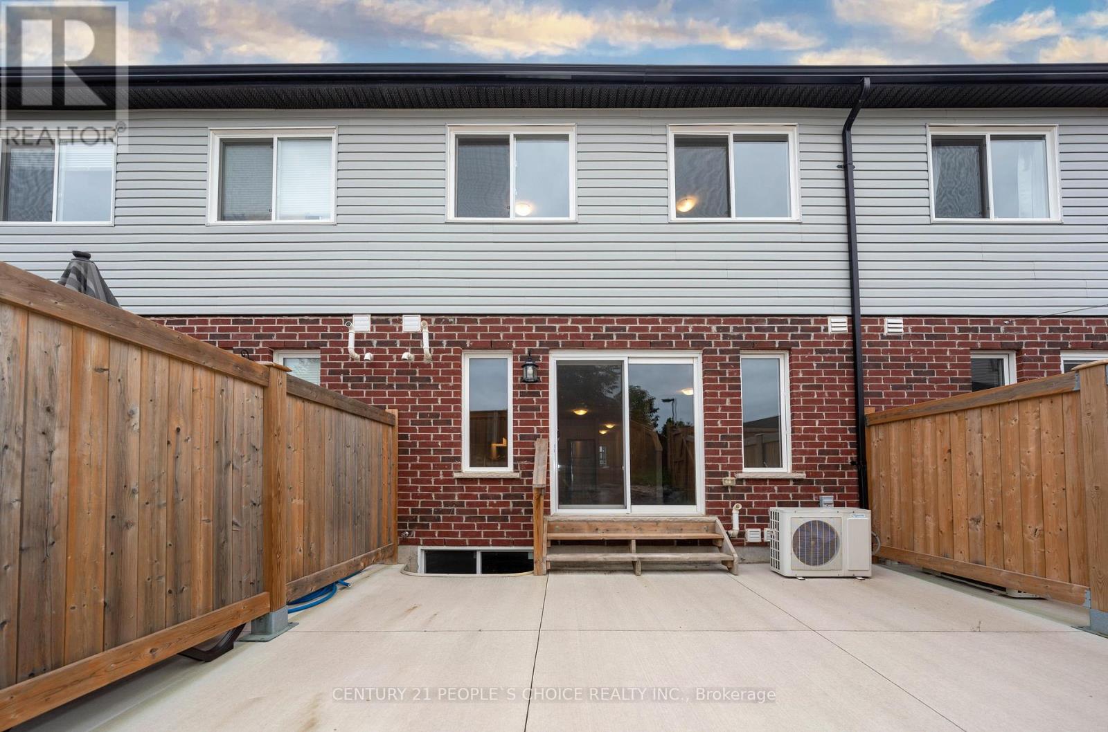 155 Rochefort Street, Kitchener, Ontario  N2R 0N1 - Photo 8 - X12475059