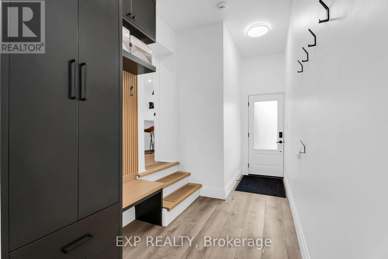 28 Elliott Street, Cambridge, Ontario  N1R 2J2 - Photo 39 - X12473978