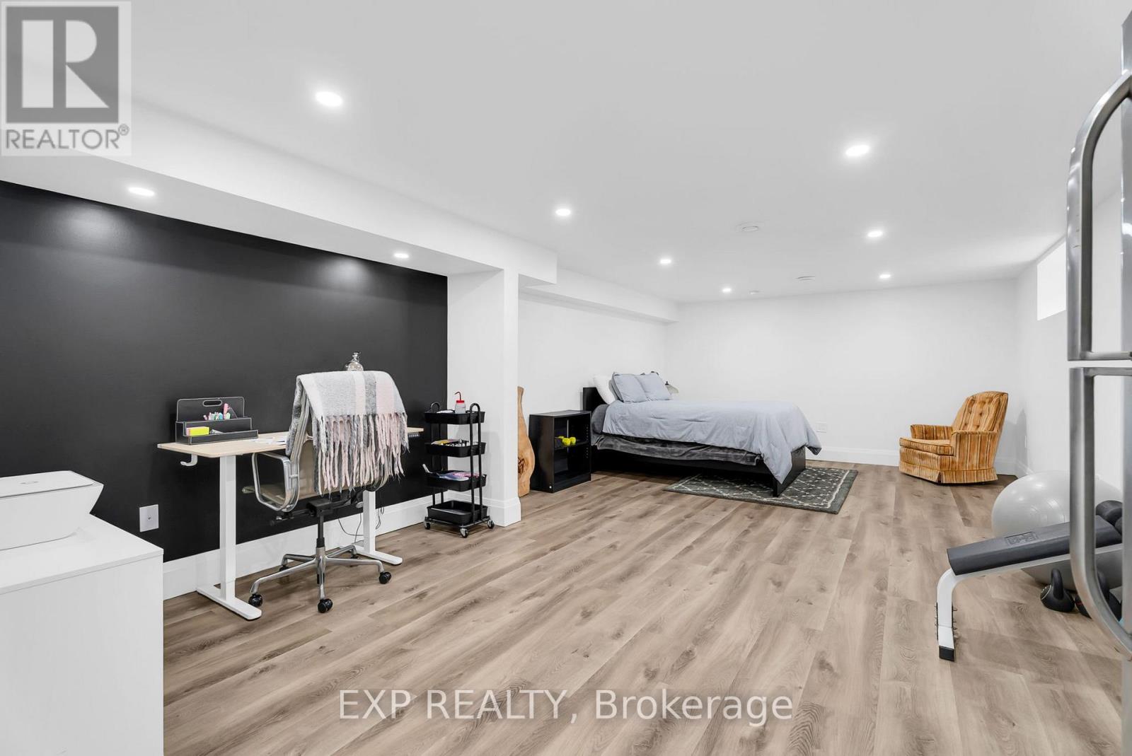 28 Elliott Street, Cambridge, Ontario  N1R 2J2 - Photo 42 - X12473978