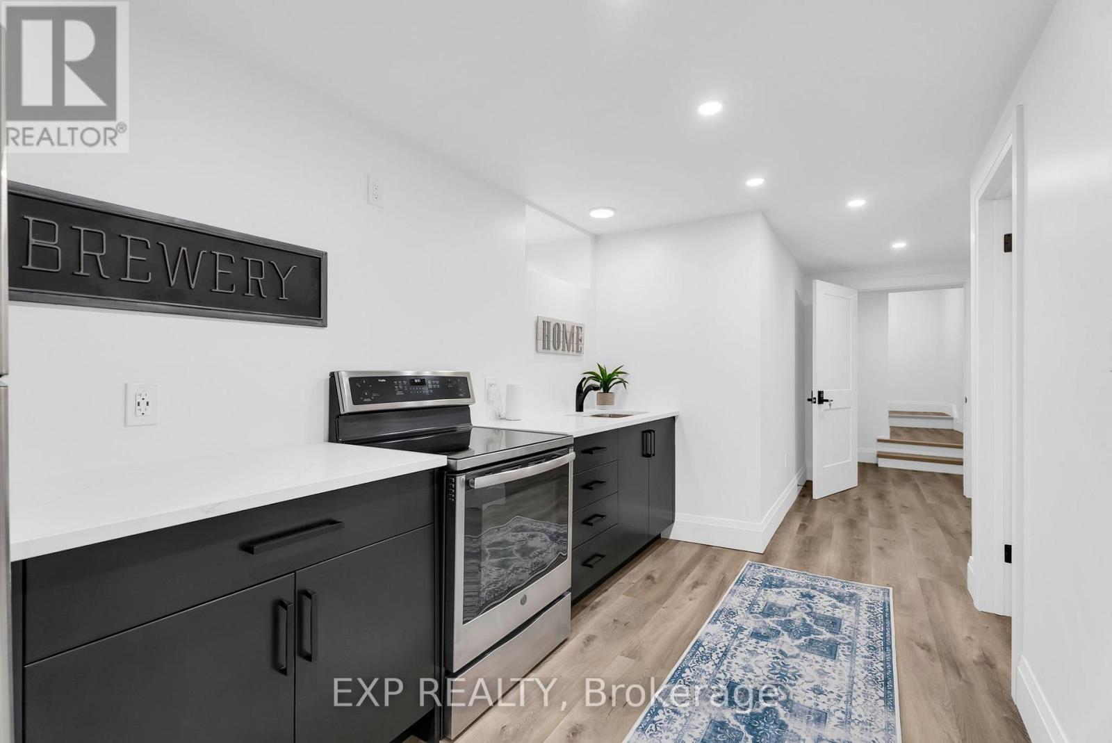 28 Elliott Street, Cambridge, Ontario  N1R 2J2 - Photo 41 - X12473978
