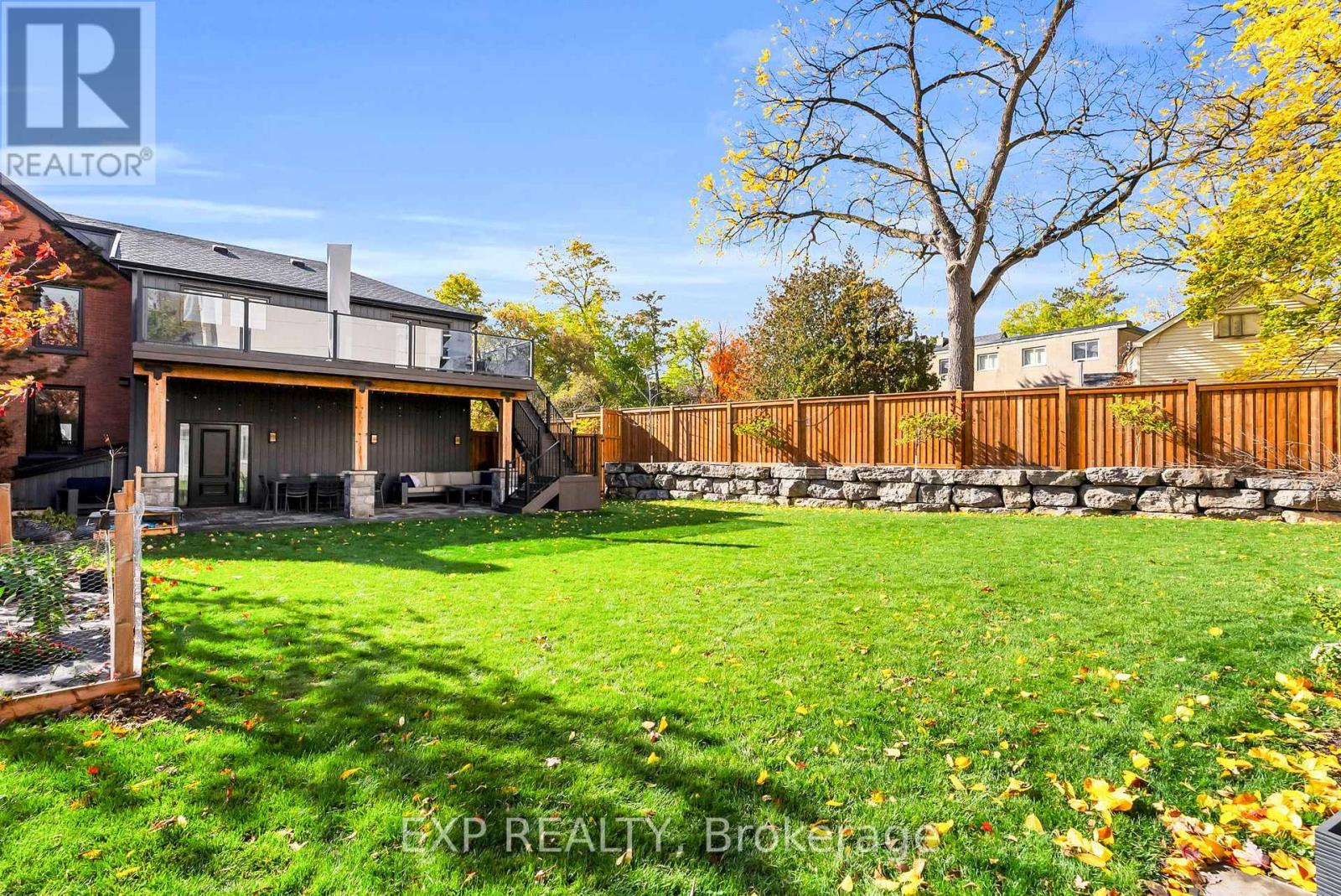28 Elliott Street, Cambridge, Ontario  N1R 2J2 - Photo 46 - X12473978