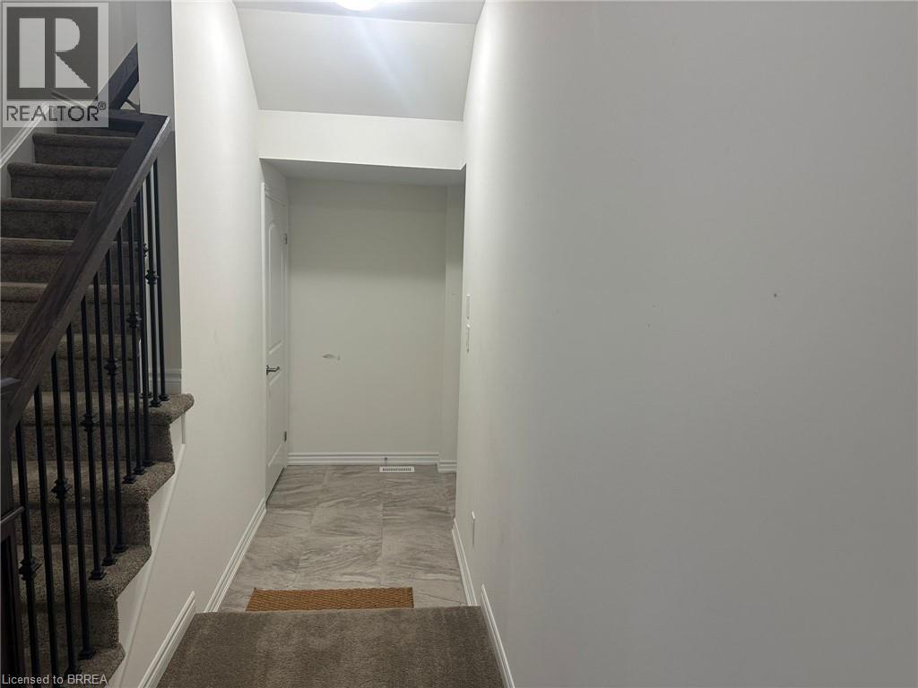 22 Brewis Street, Paris, Ontario  N3L 0L2 - Photo 13 - 40778023