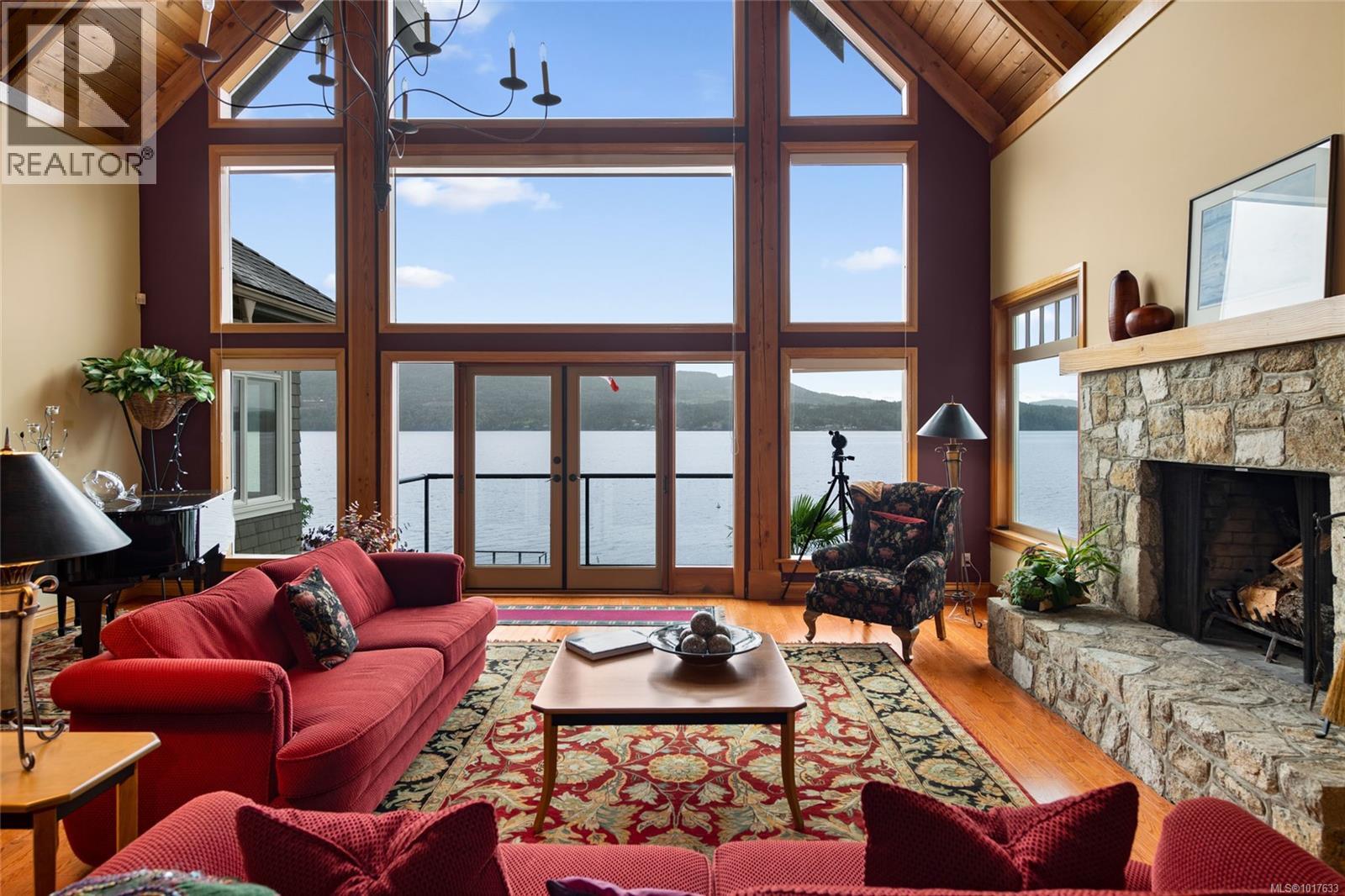 8338 West Saanich Rd, Central Saanich, British Columbia  V8M 1S5 - Photo 11 - 1017633