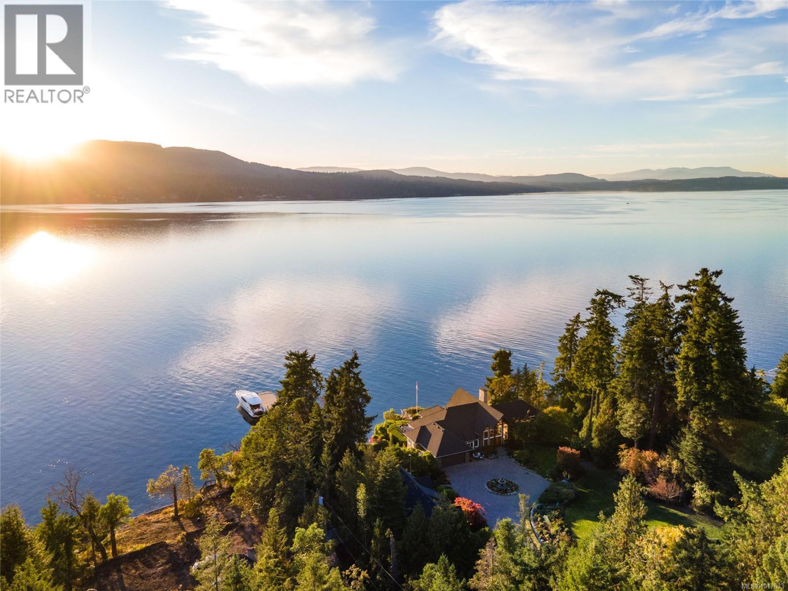 8338 West Saanich Rd, Central Saanich, British Columbia  V8M 1S5 - Photo 73 - 1017633