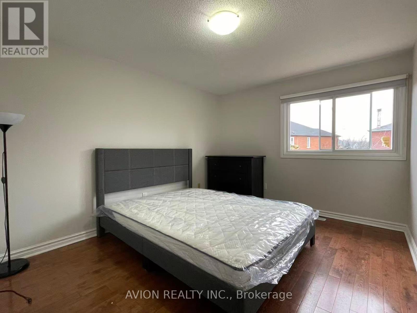 172 Highglen Avenue E, Markham, Ontario  L3S 1X4 - Photo 13 - N12475070