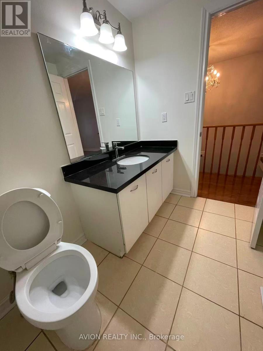 172 Highglen Avenue E, Markham, Ontario  L3S 1X4 - Photo 6 - N12475070