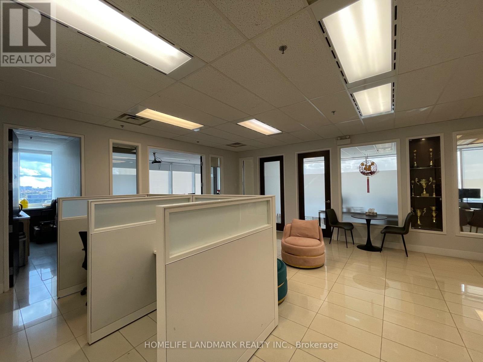 908 - 3601 7 Highway E, Markham, Ontario  L3R 0M3 - Photo 8 - N12475072