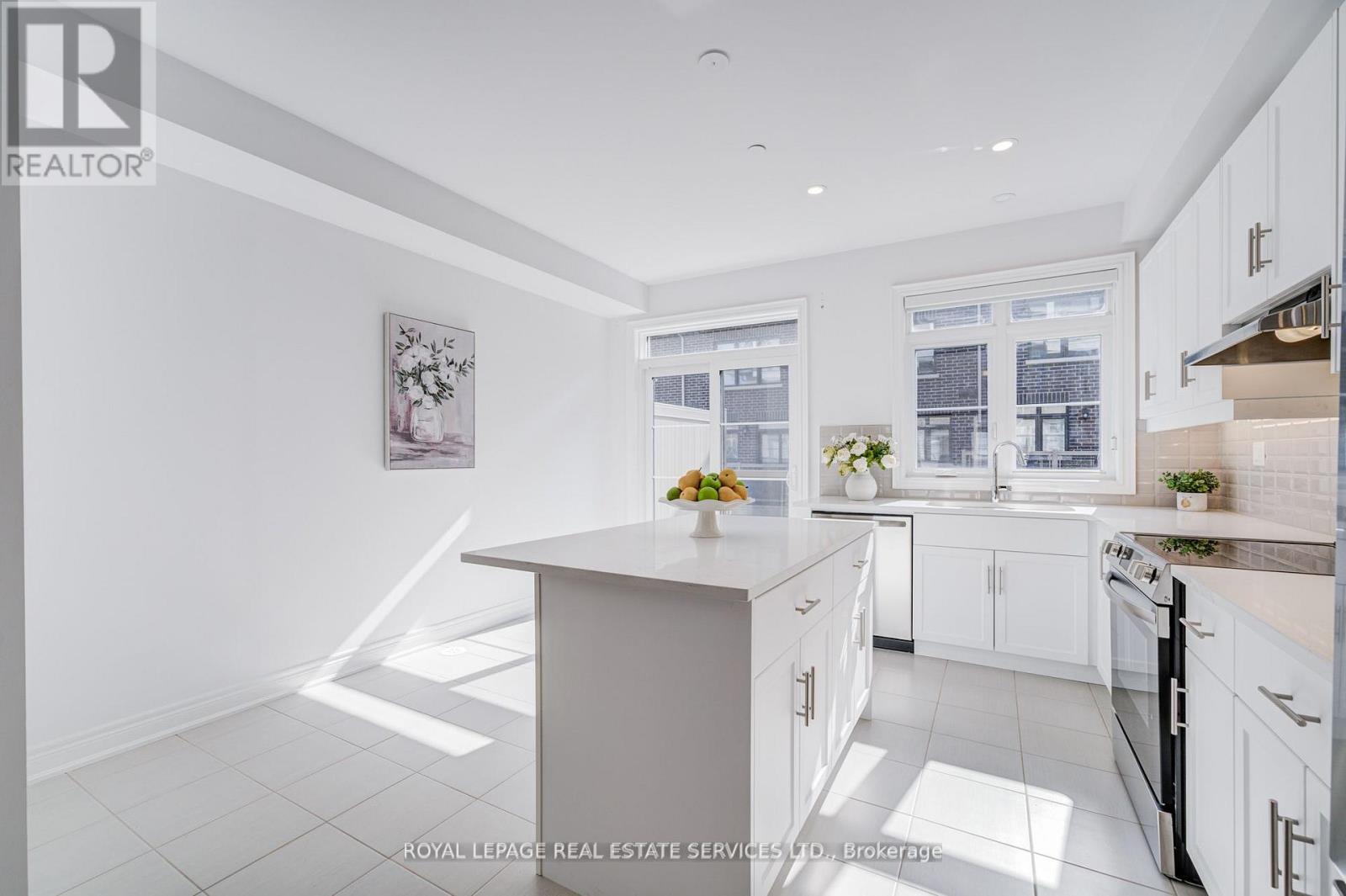 23 - 270 Melody Common, Oakville, Ontario  L6H 8A5 - Photo 11 - W12475076