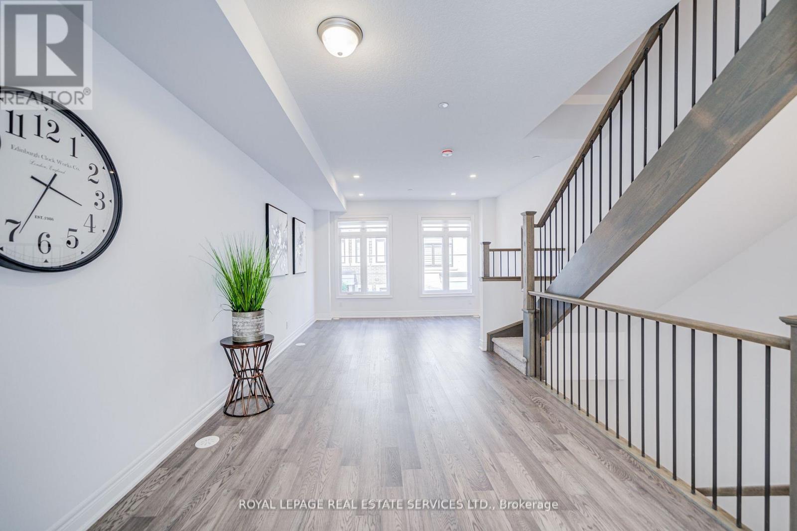 23 - 270 Melody Common, Oakville, Ontario  L6H 8A5 - Photo 5 - W12475076