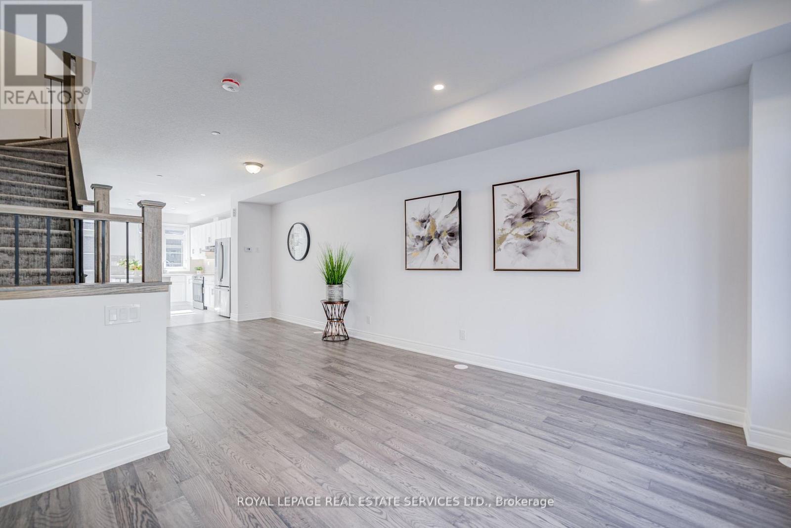 23 - 270 Melody Common, Oakville, Ontario  L6H 8A5 - Photo 9 - W12475076