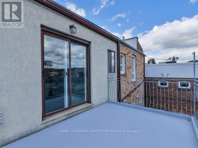 66 Hounslow Heath Road, Toronto, Ontario  M6N 1G8 - Photo 14 - W12475090