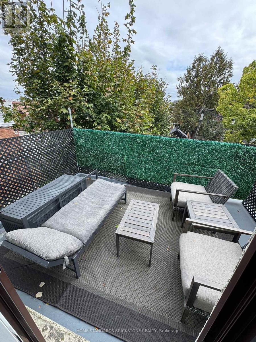66 Hounslow Heath Road, Toronto, Ontario  M6N 1G8 - Photo 15 - W12475090