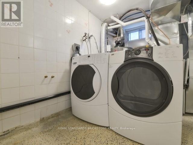 66 Hounslow Heath Road, Toronto, Ontario  M6N 1G8 - Photo 21 - W12475090